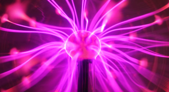 Suministros de potencia de alto voltaje para encendido de plasma